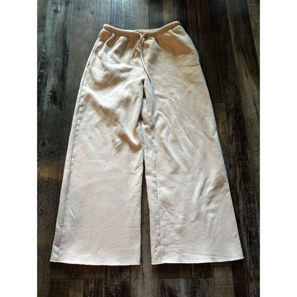 Aritzia Cozy Sweatfleece Mega Flutter Sweatpant Bow Pink Size Medium - Picture 1 of 5